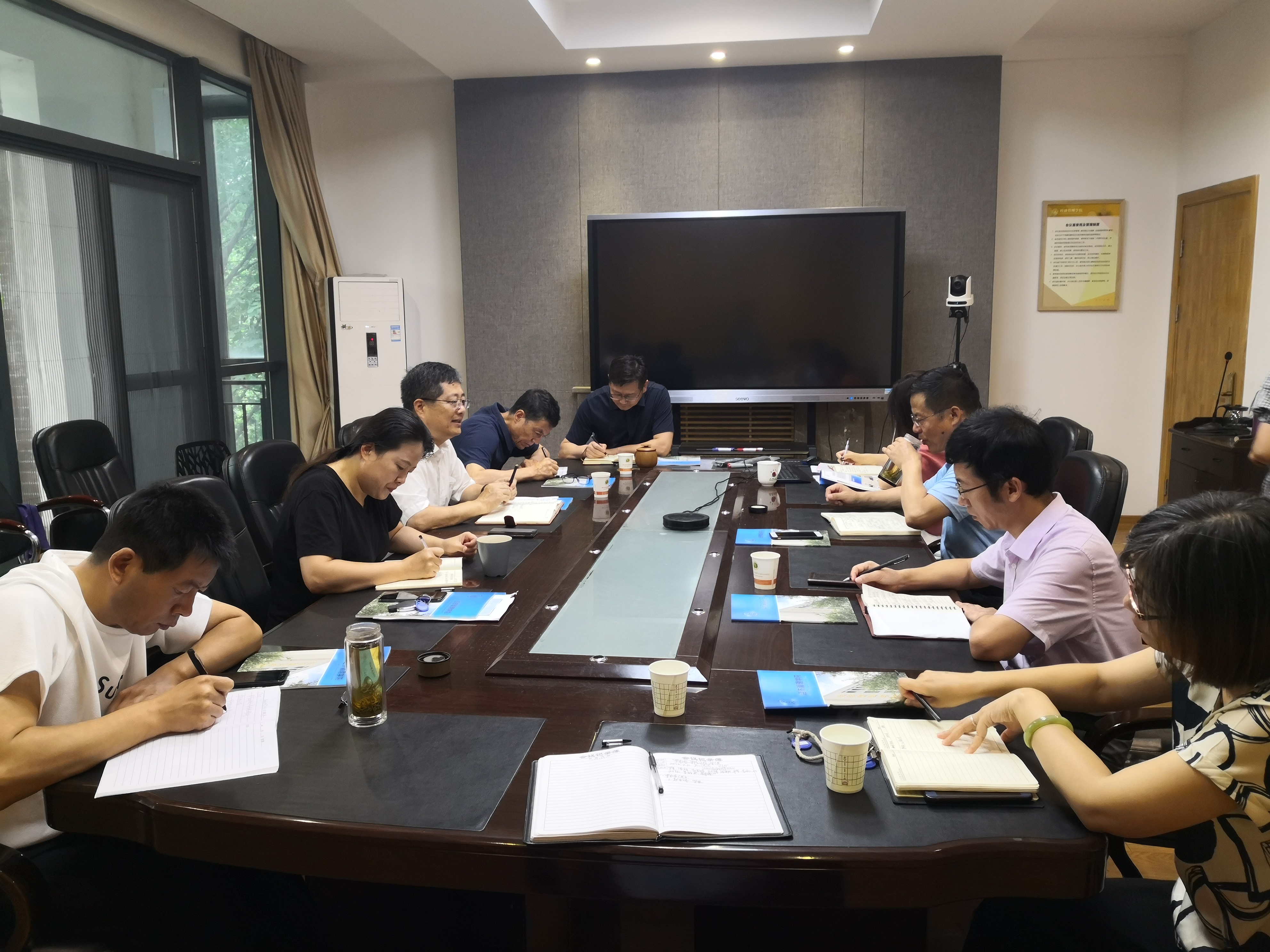 a9baeafbebe245e2a5625ddd16349708.jpg a9baeafbebe245e2a5625ddd16349708.jpg