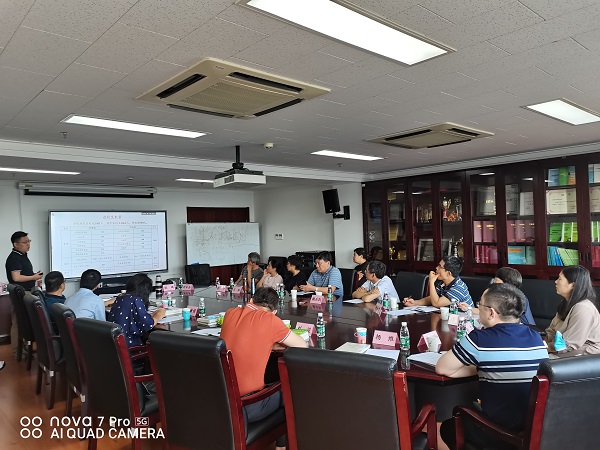 2d6bc376fd75404795daaae3cd9992ad.jpg 中国社会科学院农村发展研究所访问.jpg