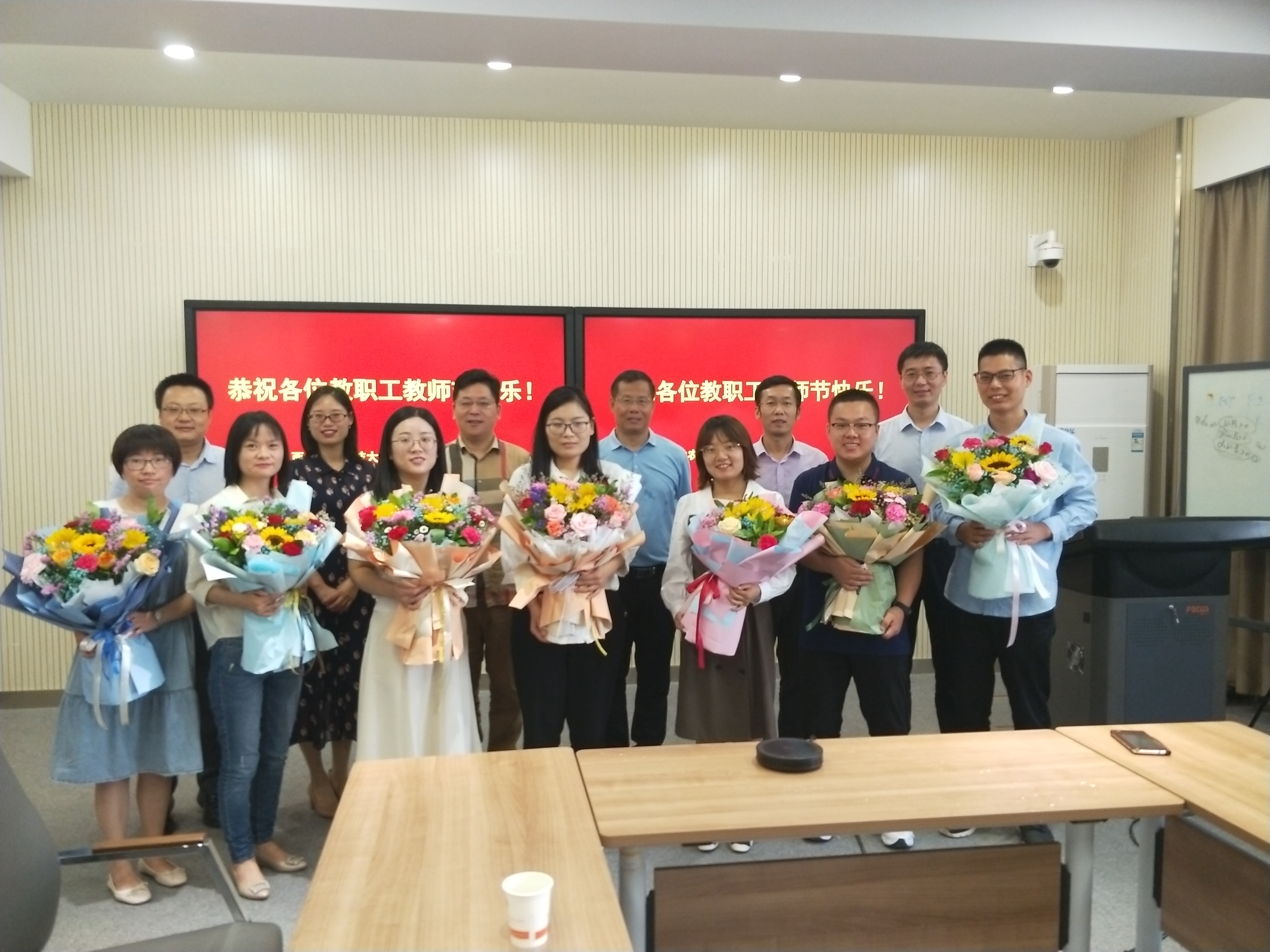 4965b55d4cf2417e99a1bd82d02828bd.jpg 4965b55d4cf2417e99a1bd82d02828bd.jpg