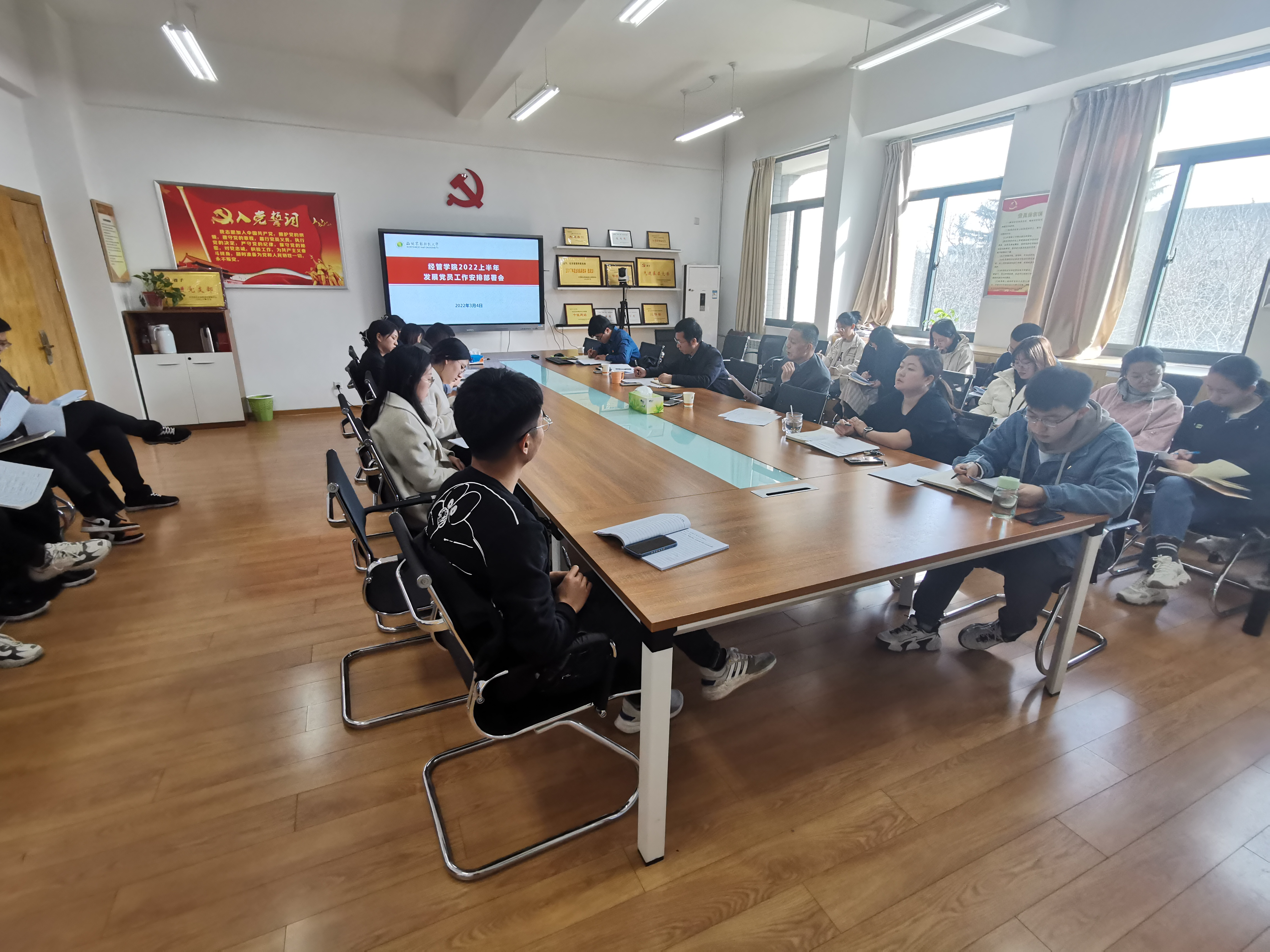 3283fda83d0944e9a15bb521e85b940d.jpg 3283fda83d0944e9a15bb521e85b940d.jpg