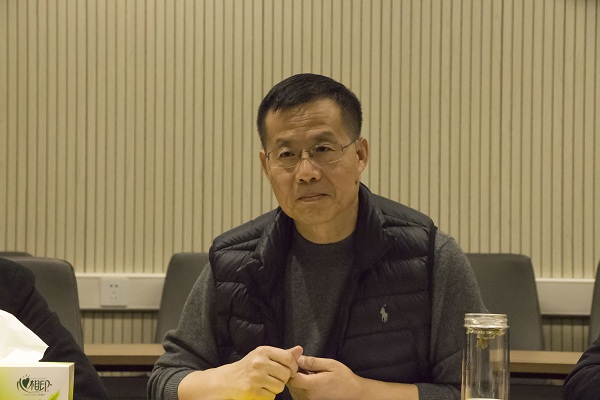 dc25fd882f8747a9b2e52768e76df8a5.jpg 党委书记张岁平发言.jpg